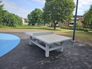 Inter-Play - CONCRETE TABLE TENNIS 01/02