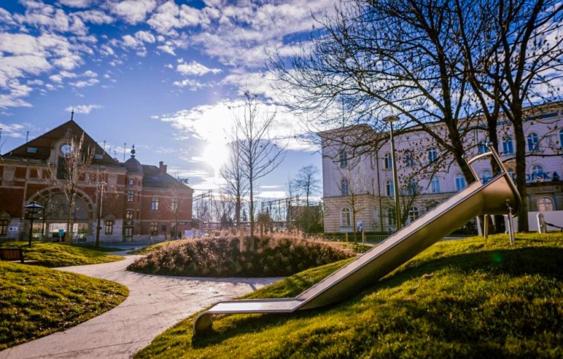 Inter Play Playground Equipment